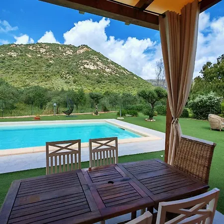 Paola San Teodoro Con Piscina Privata Villa Lu Lioni