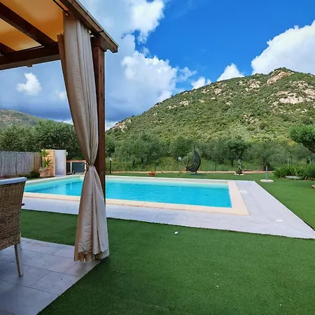 Paola San Teodoro Con Piscina Privata * Lu Lioni