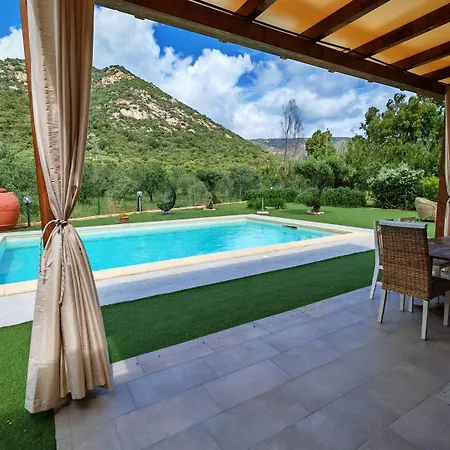 Paola San Teodoro Con Piscina Privata Villa Lu Lioni