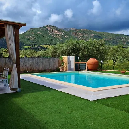 Paola San Teodoro Con Piscina Privata * Lu Lioni